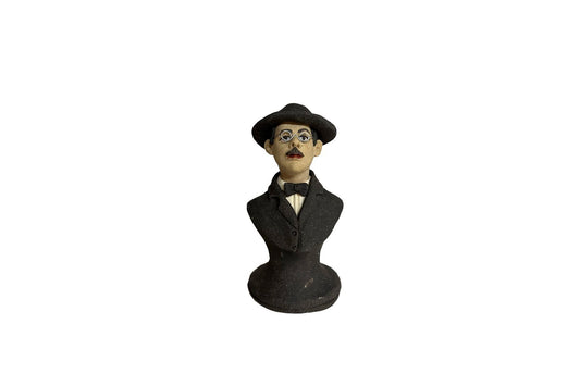 Busto de Fernando Pessoa - Jesus Pias